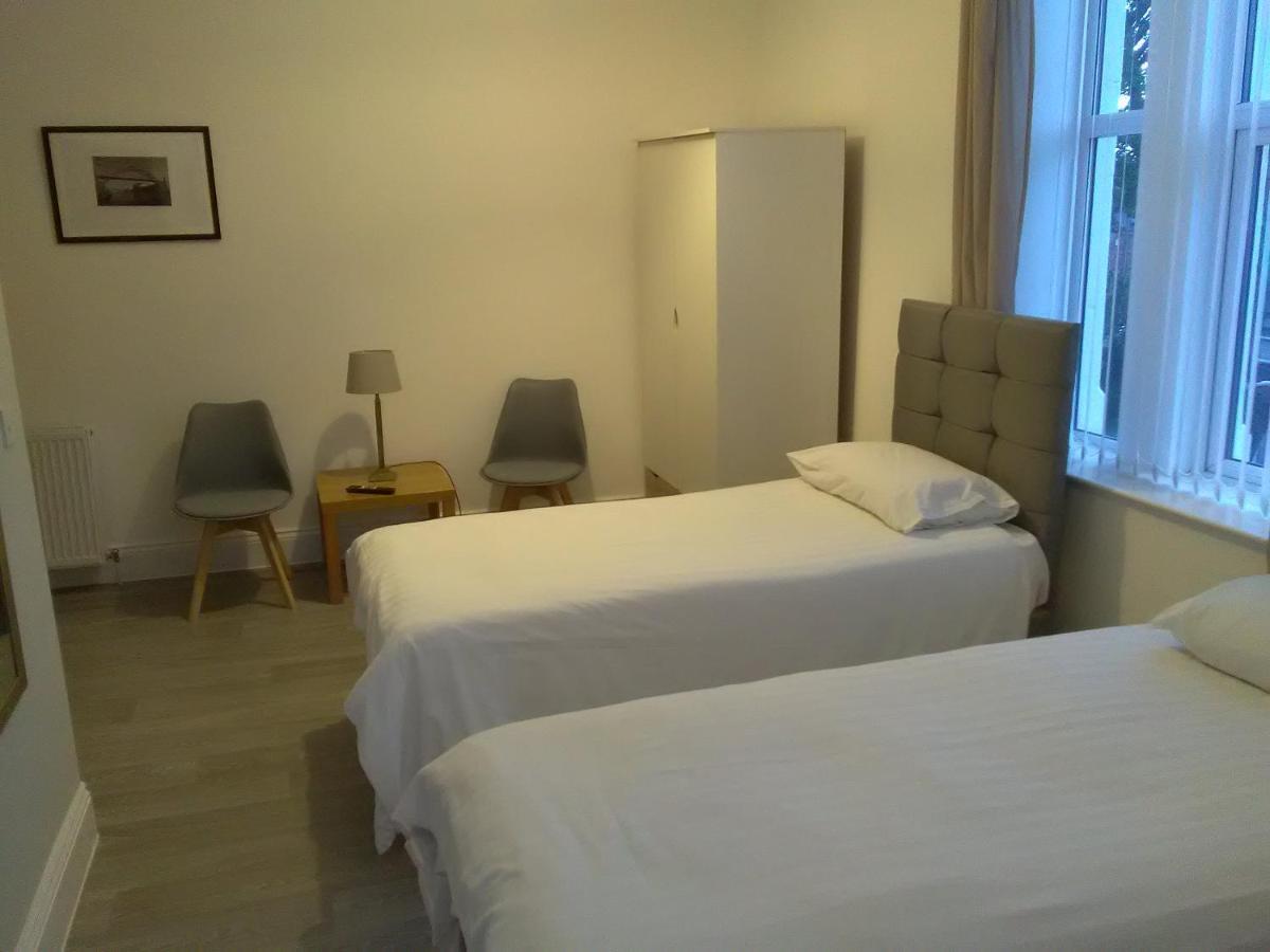 Clifton Hotel Newcastle Rum bild