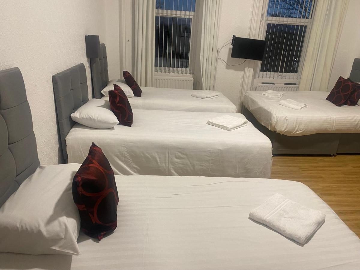 Clifton Hotel Newcastle Rum bild