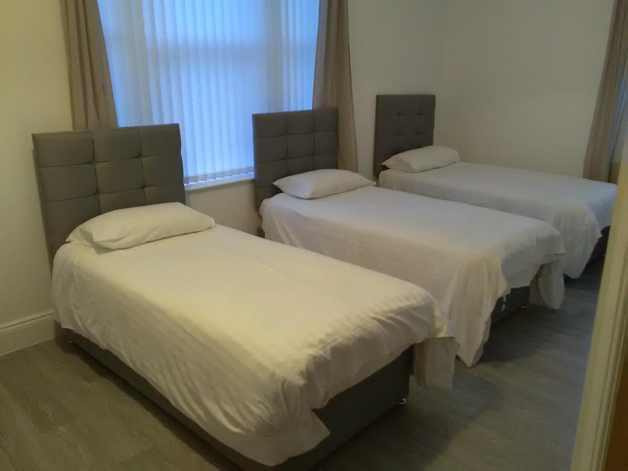 Clifton Hotel Newcastle Rum bild