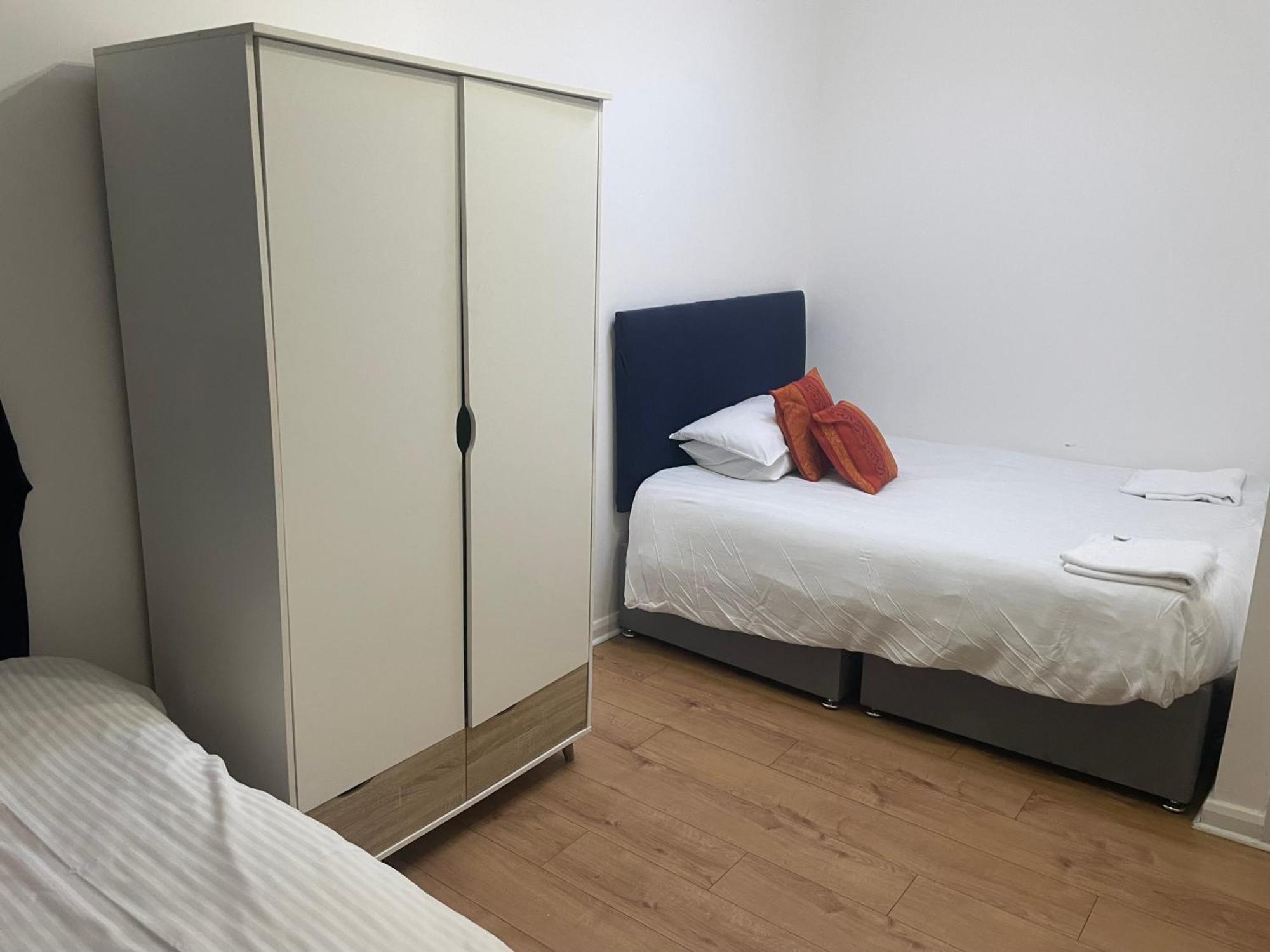 Clifton Hotel Newcastle Rum bild